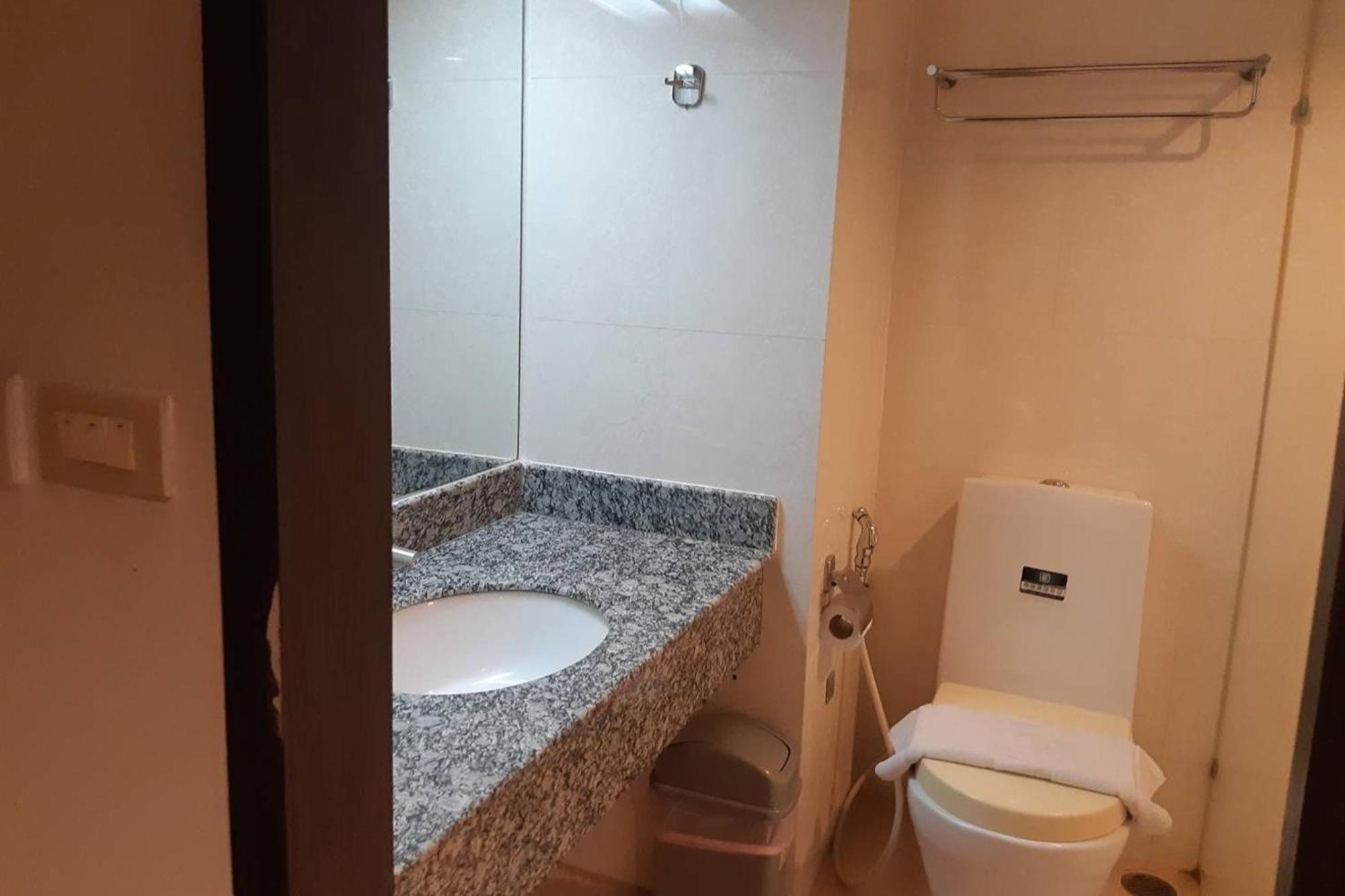 Suncity Hotel パッタヤー エクステリア 写真